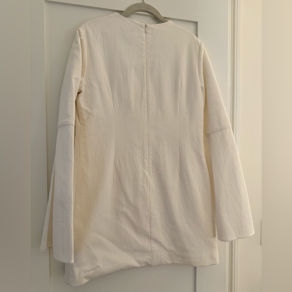 C/MEO Collective White Mini Dress with Bell Sleeves - Picture 7 of 10